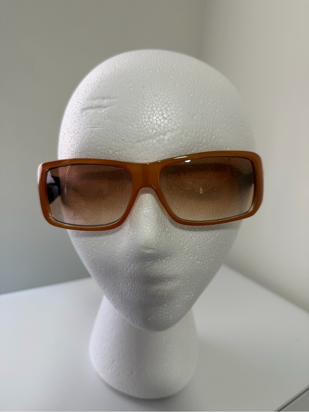 FASHION SUNGLASSES - Picture 2 of 8